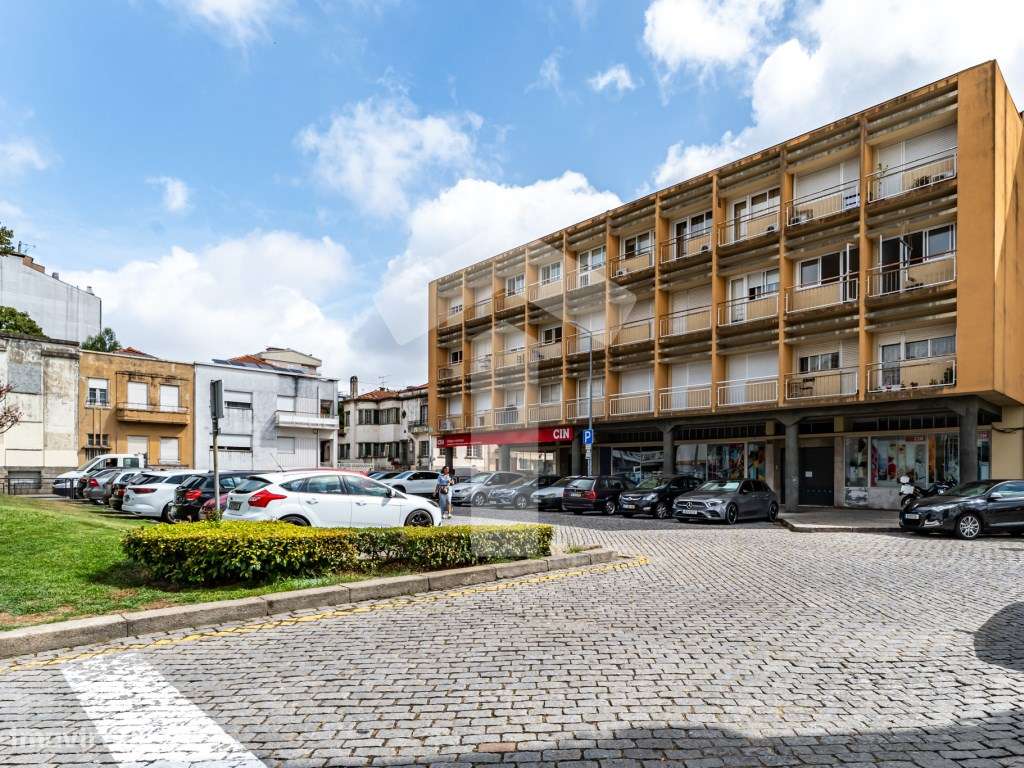 Apartamento T3 Luminoso com Varandas e Marquise no Bonfim - Junto a...-20
