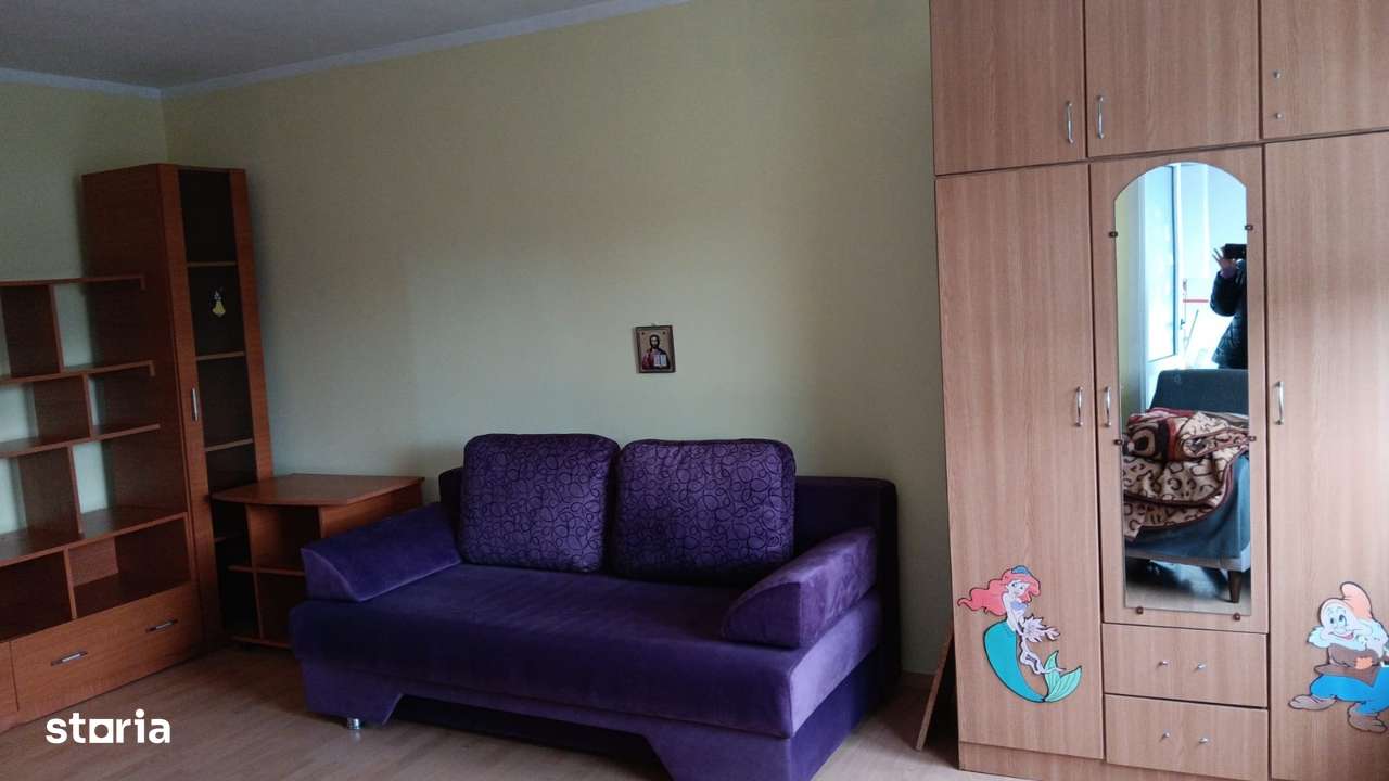 330euro/luna, Podul de Fier, apartament 1 cameră, 38mp - Imagine principală: 2/6