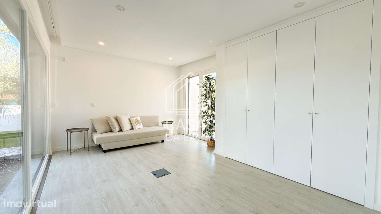 Moradia T6 de Luxo na Verdizela-17