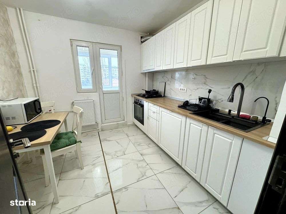 Apartament de Vanzare 3 camere Gorjului-3