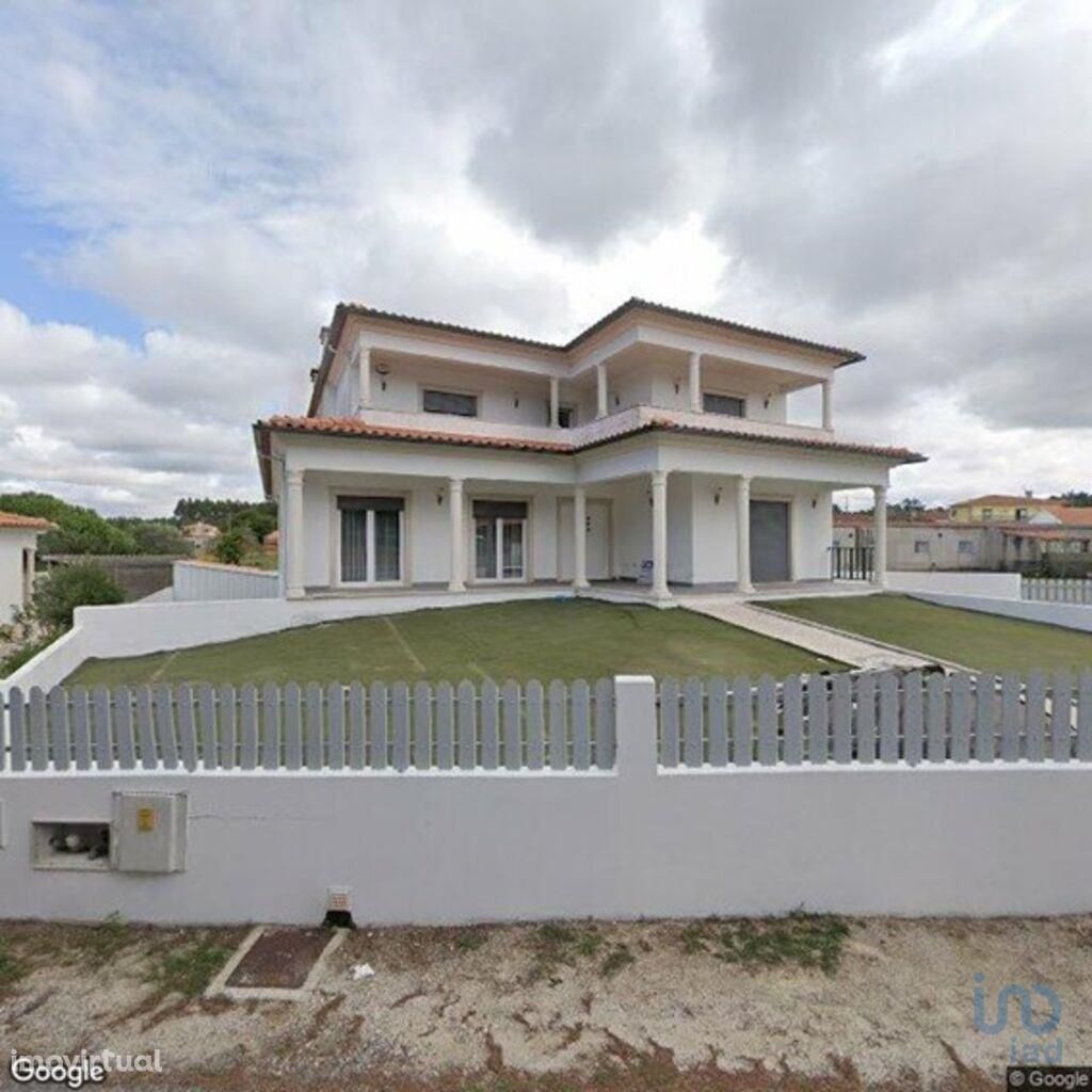 Casa / Villa T5 em Leiria de 587,00 m2