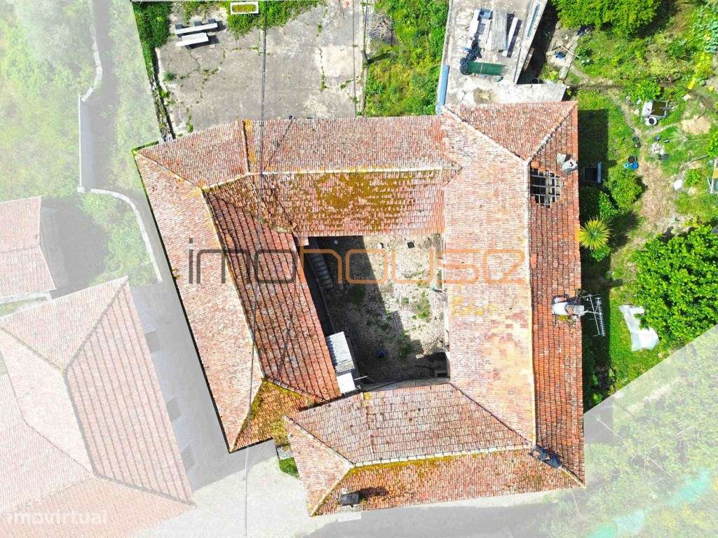 Quinta Tradicional com Terreno Plano e Ribeiro - A 22 min. do Porto-10
