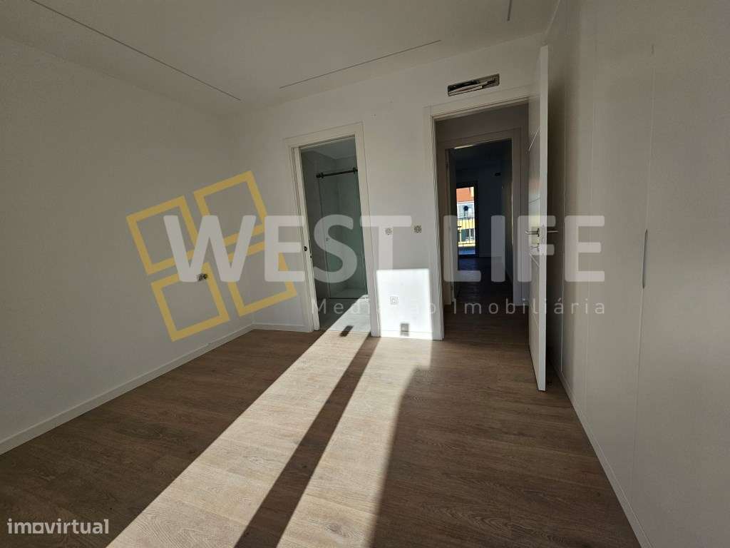 Penthouse T3 com 3 suítes e terraço com magnifica VISTA MAR - Ericeira-18