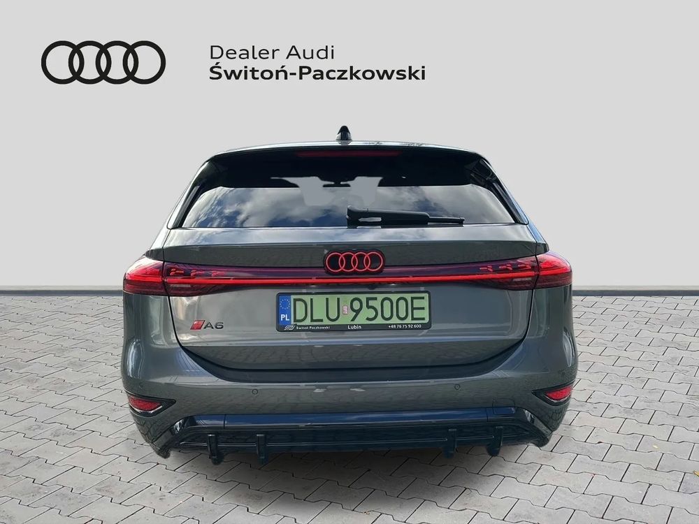 A6 e-tron Avant Performance 367KM Demo