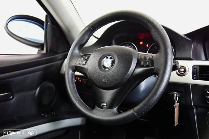 BMW 335 d Auto - 23