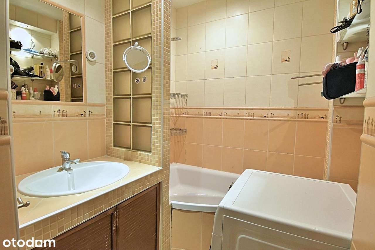 OKAZJA! 3 pokoje z oddzielną kuchnią i balkonem-14