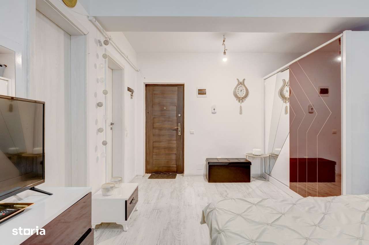 Garsoniera - Militari Residence - Weinner Palada - demisol