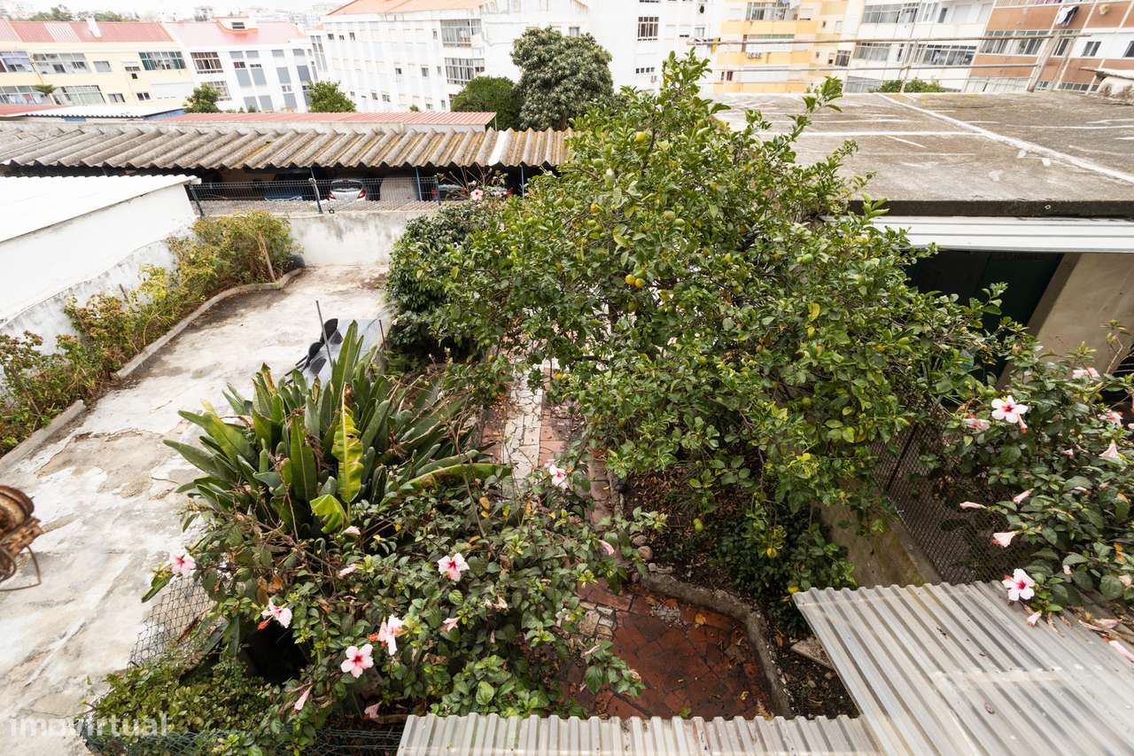 Encantador T2+1 em Amora com garagem e logradouro - Grande imagem: 5/25