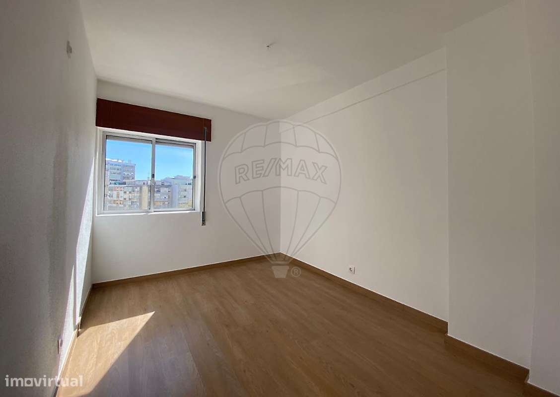 Apartamento T2 para venda - Grande imagem: 3/9