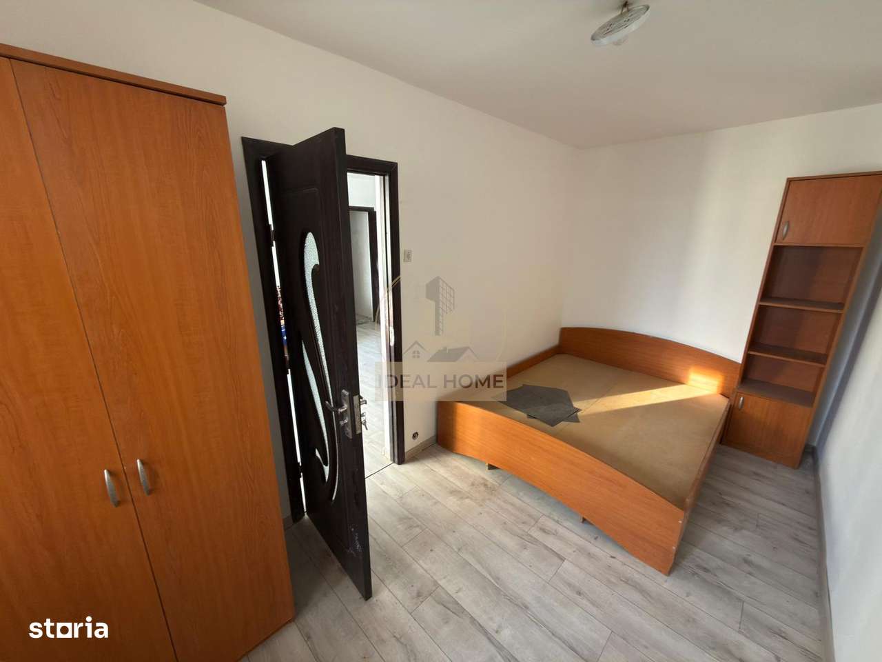 Apartament cu 2 camere - etaj intermediar - Alexandru cel Bun - Imagine principală: 3/4