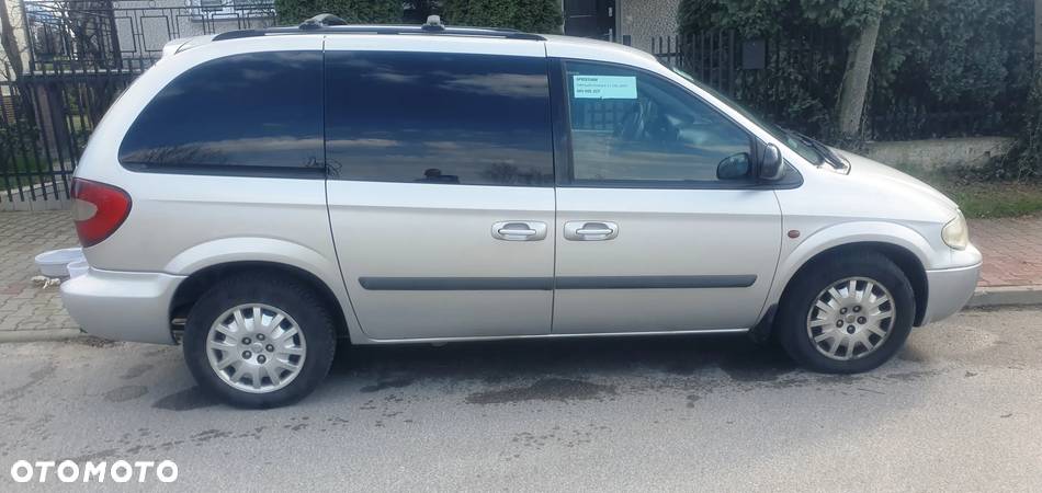 Chrysler Voyager 2.8 SE CRD - 10