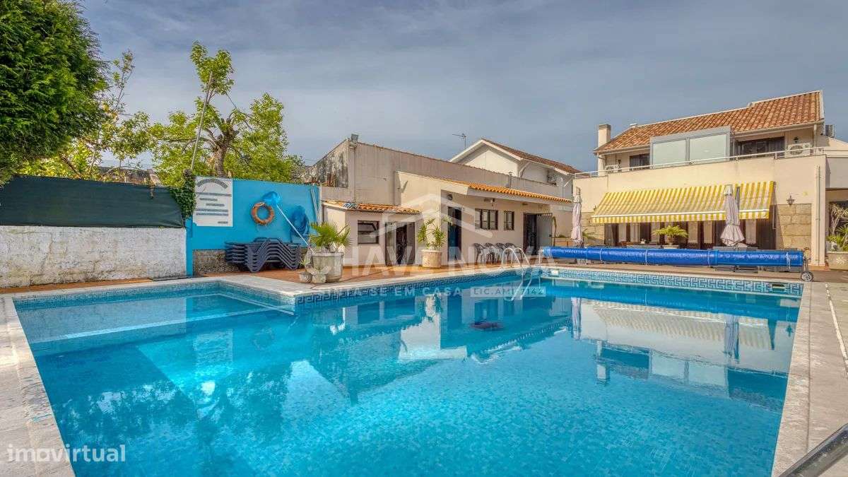 Moradia Isolada V4 c/ Jardim e Piscina em Espinho - Grande imagem: 3/33