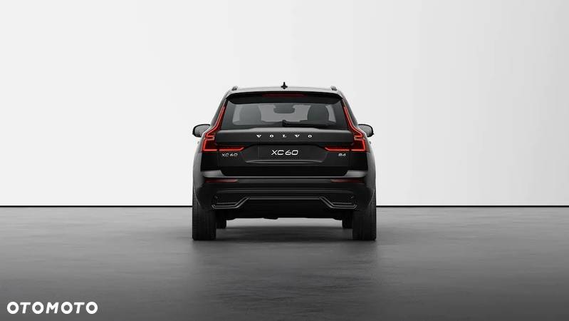 Volvo XC 60 B4 D Plus Dark - 4