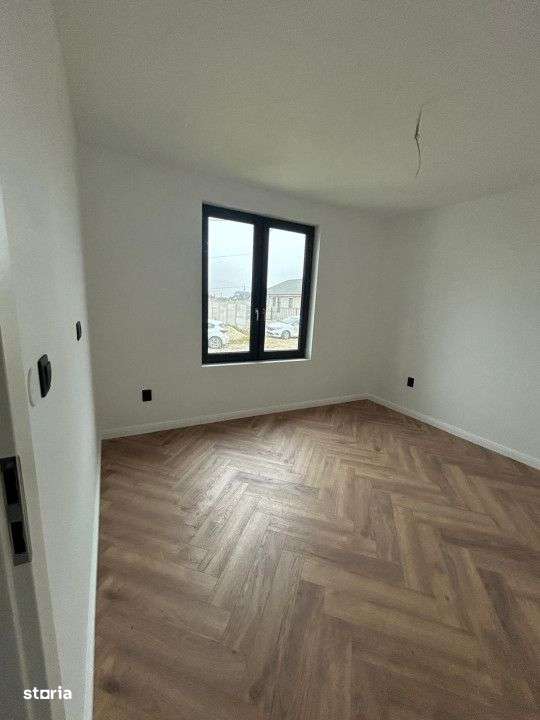 Casa de Vanzare , 3 camere,  OSORHEI - Imagine principală: 4/18