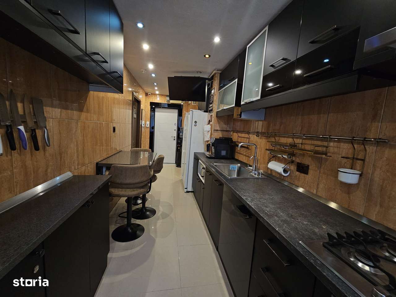 Drumul Taberei, Raul Doamnei-11