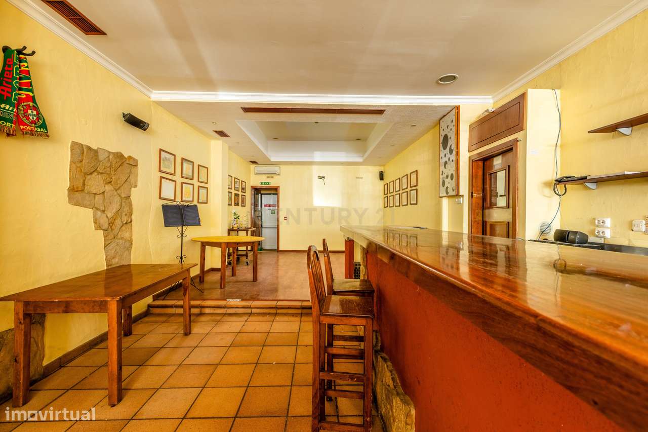 Espaço comercial  à Venda junto à Marina de Faro – 291,95 m² - Grande imagem: 2/17