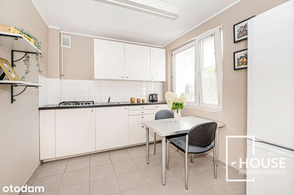 Świetne M2 na Dębcu/ niezależne pokoje po remoncie-1