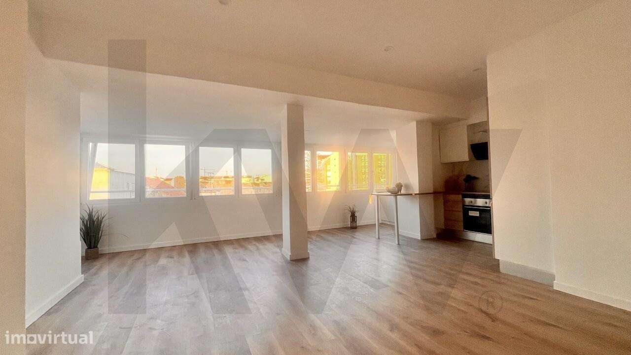 Apartamento T2 com 92m2 remodelado, centro/Baixa do Montijo, com muita - Grande imagem: 4/26