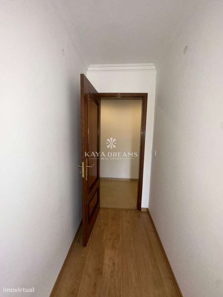 T3 Para Arrendamento na Quinta Nova em Odivelas com Parqueamento e... - Grande imagem: 4/14