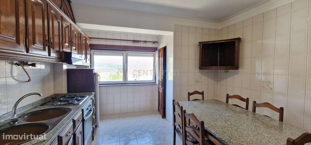 Apartamento T3 no centro do Sátão - Grande imagem: 2/10