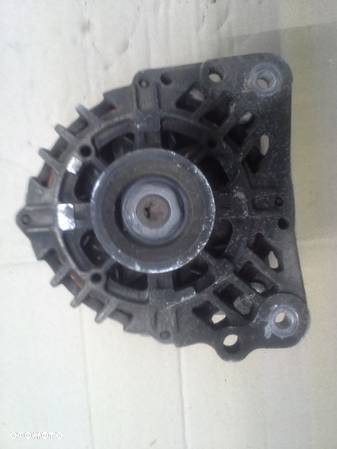 Volkswagen Polo Fox alternator - 1