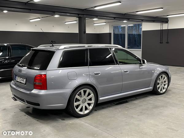 Audi RS4 Avant 2.7 Quattro - 15