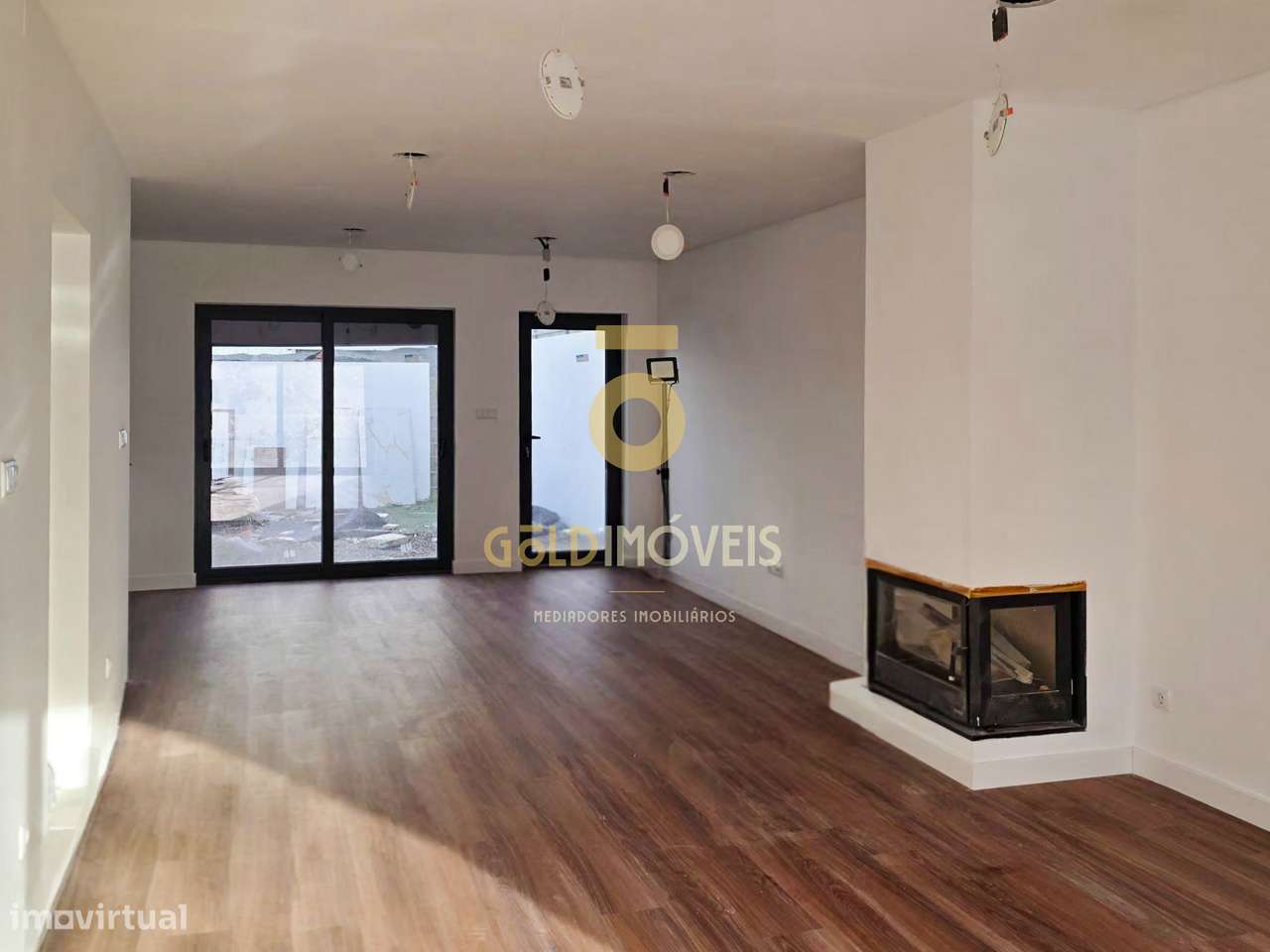 Moradia em Banda T3 Venda em Vila de Cucujães,Oliveira de Azeméis - Grande imagem: 4/27