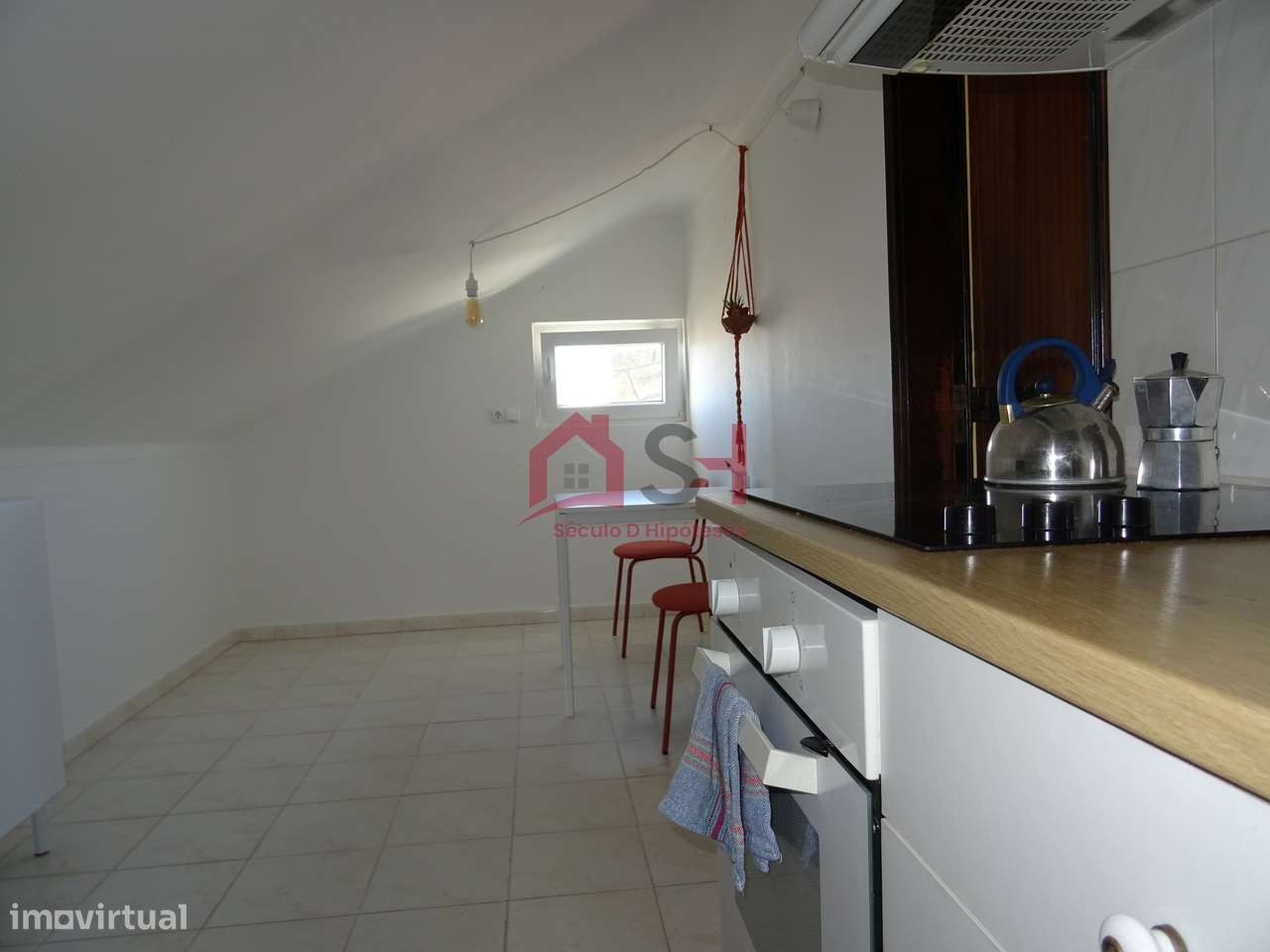 *Prédio com 2 Apartamentos + Loja + Arrecadação – Santa Cruz*-54