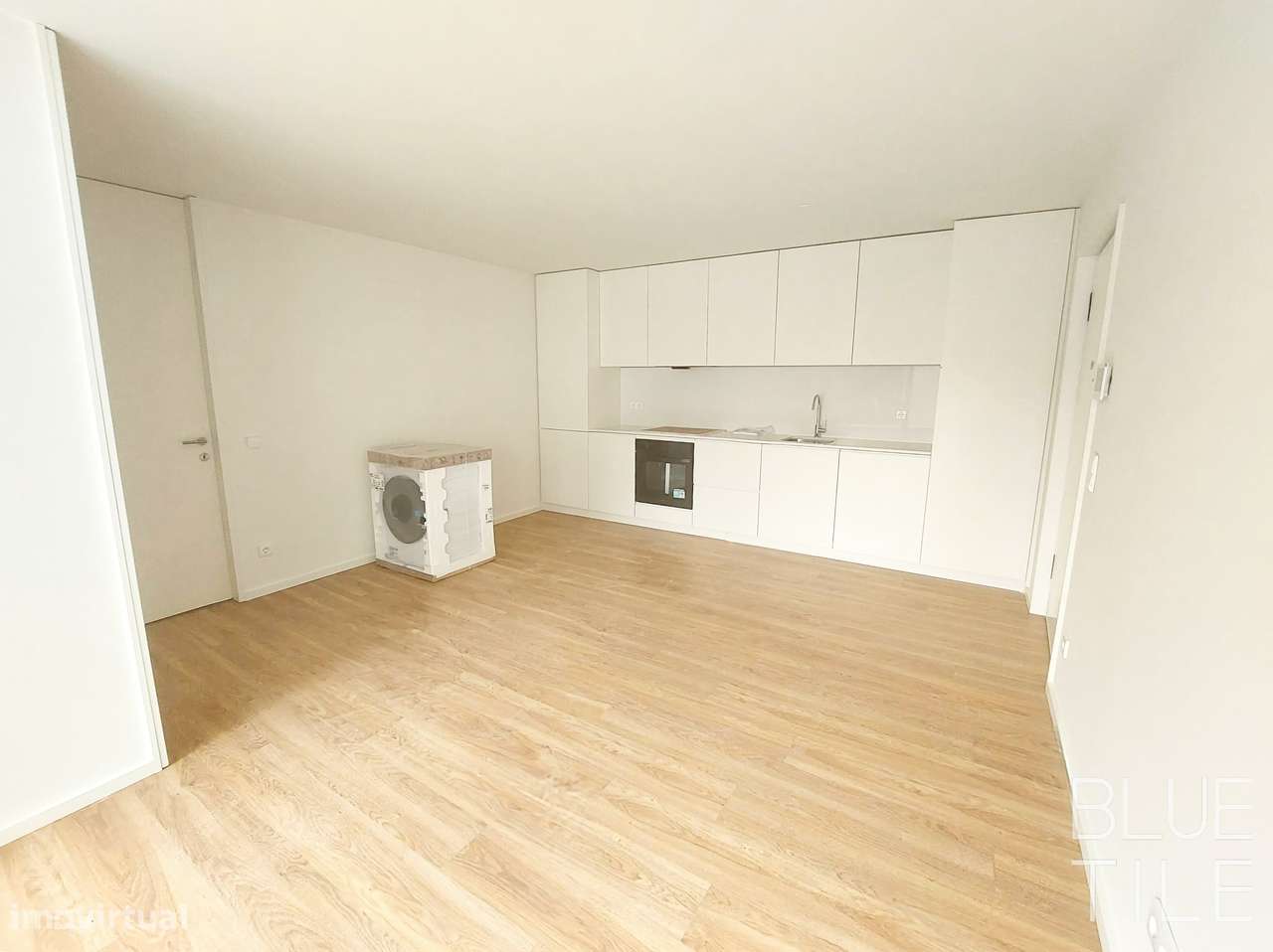 Apartamento T1 - voltado para o parque do Covelo, com lugar de garagem-6