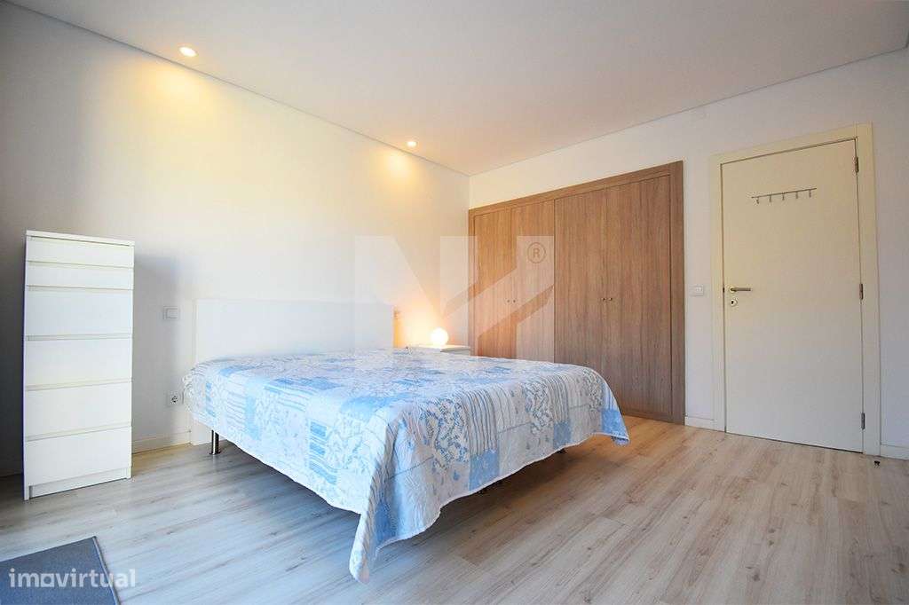 Apartamento T3 | 1ª Linha de Mar | Árvore-23