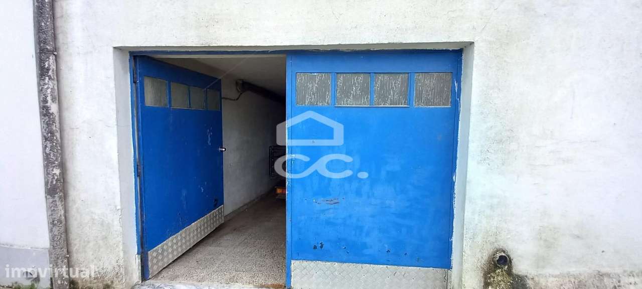 Moradia T3 com 3 pisos em Beja-32