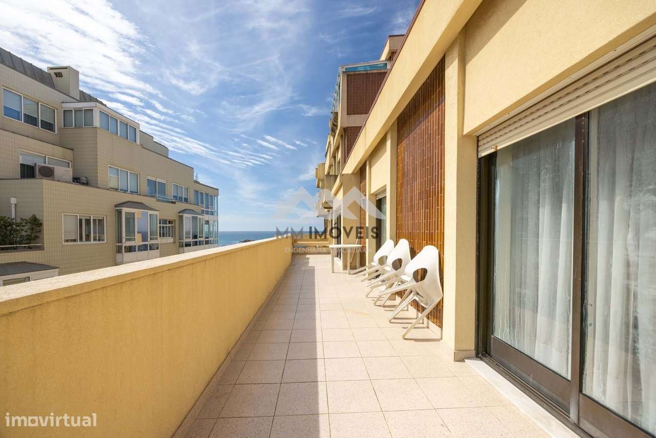 Penthouse T3 | Foz | Terraço | Vistas Mar | 3 Frentes | 3 Suites | Box - Grande imagem: 3/33