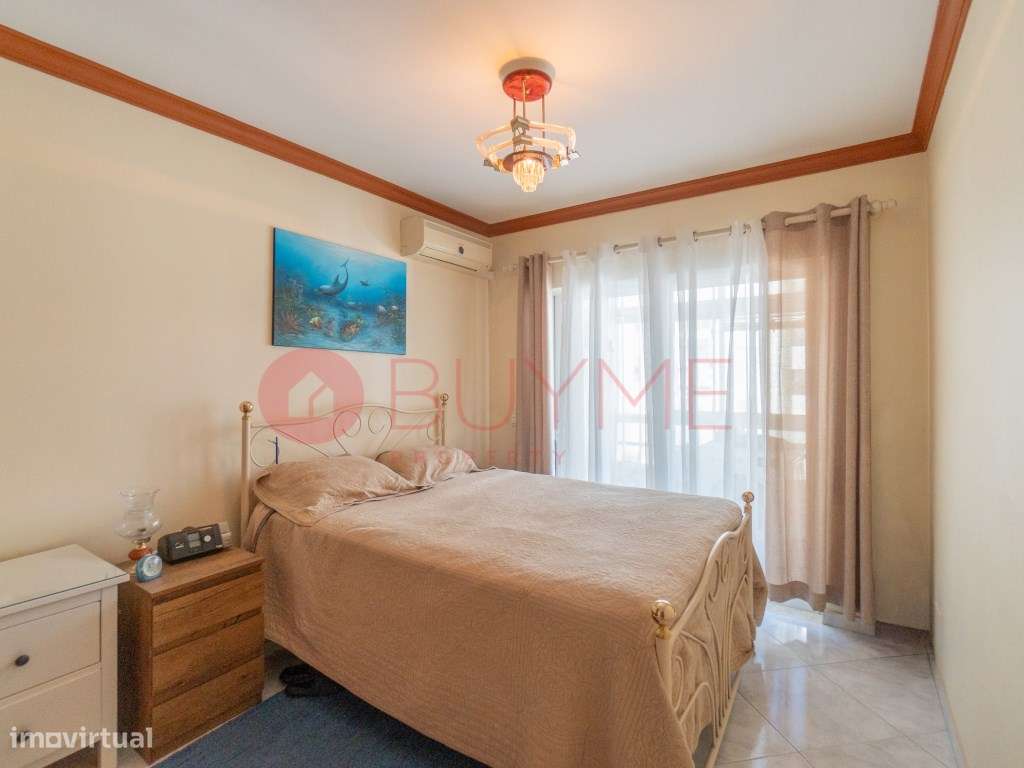 Apartamento T2 em Quarteira com Vista Mar a Poucos Passos da Praia-17