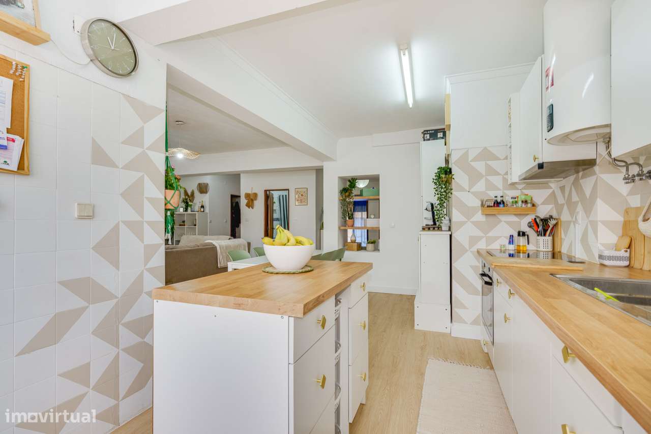 APARTAMENTO T3 | REMODELADO | TERRAÇO 100M2 | COLÉGIO REGGIO EMILIA-10