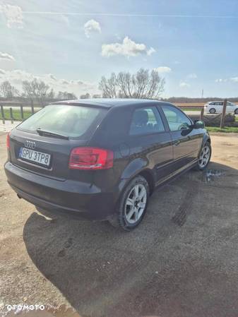 Audi A3 1.6 TDI DPF Ambition - 8