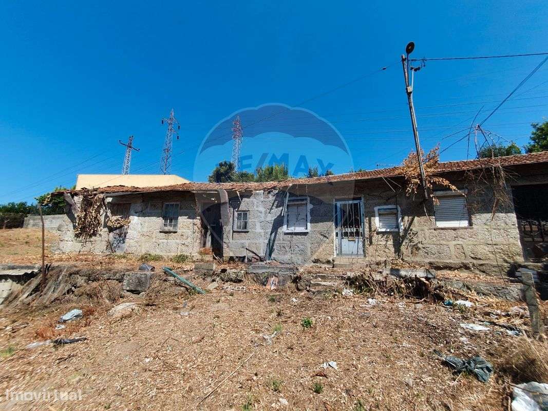 Moradia T8 para venda - Grande imagem: 1/10