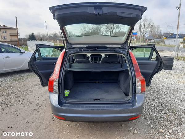 Volvo V50 1.8 Momentum - 16