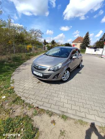 Opel Corsa 1.4 16V Satellite - 2