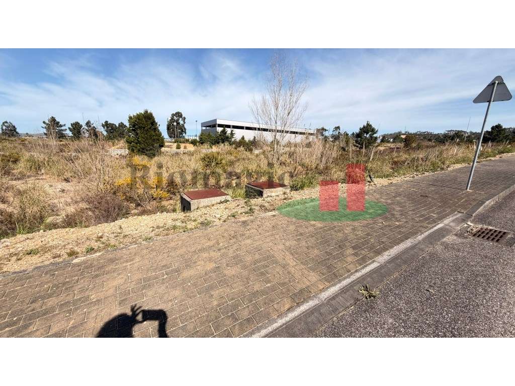 Lote Urbano Rio Maior***RIOMAGIC*** - Grande imagem: 5/20