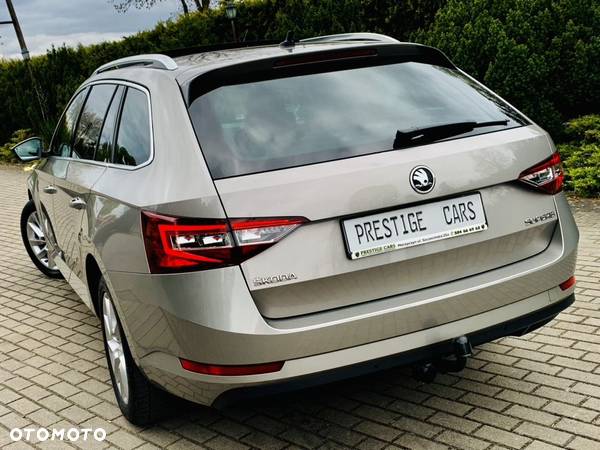 Skoda Superb Combi 1.6 TDI Ambition - 11