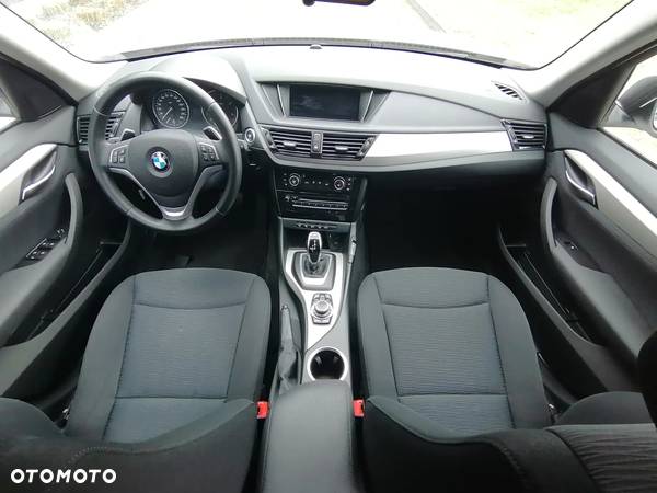 BMW X1 xDrive20d - 16