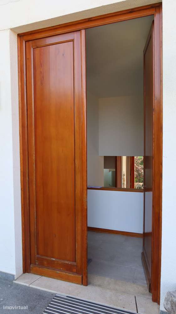 Triplex (T3) em condomínio privado localizado em Aldeia de Azeitão - Grande imagem: 3/35