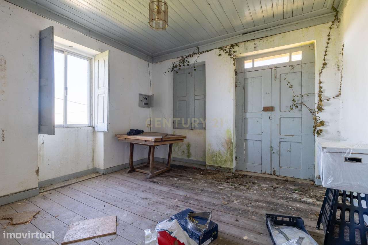 Moradia para Reabilitação com Terreno +1.000 m² | Vista sobre a Ria de-10