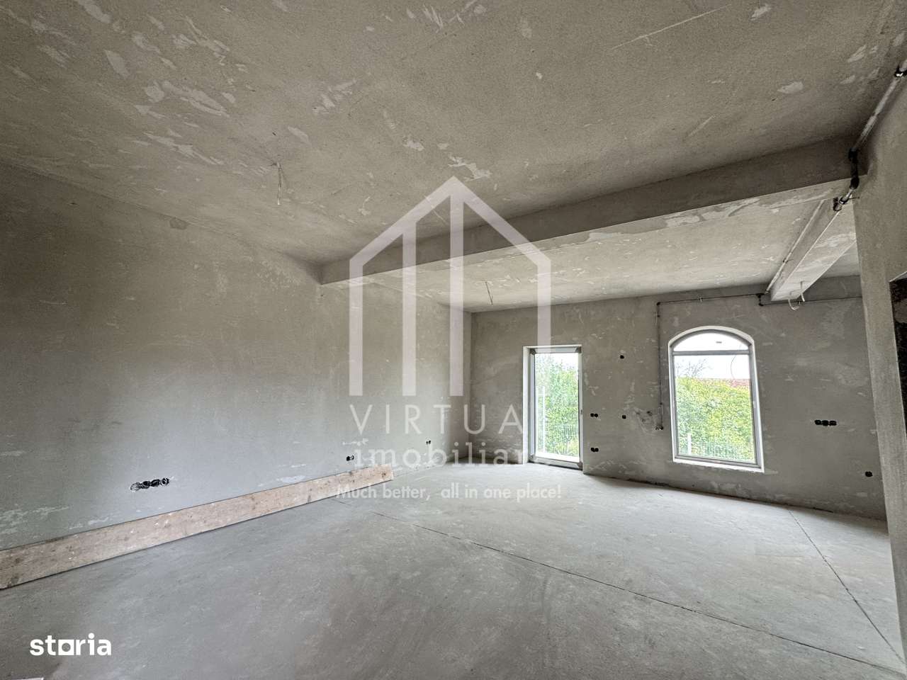 Casa cuplata cu 7 camere, 203mp utili, 273mp curte libera, Sura Mica - Imagine principală: 3/14