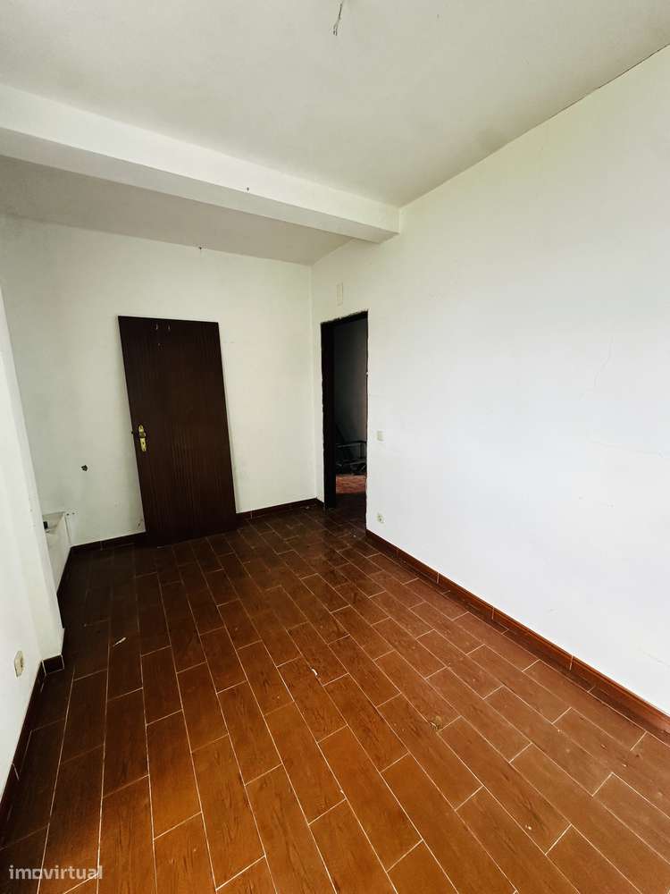 Imóvel de banco : escritura ao abrigo Simplex-13