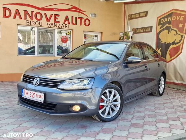 Volkswagen Jetta 1.4 TSI DSG Comfortline - 9