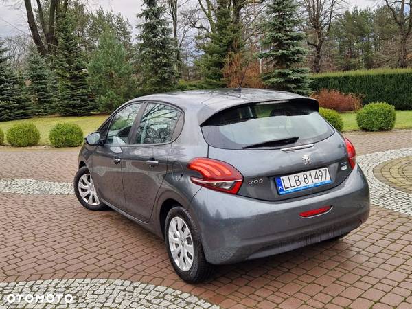 Peugeot 208 1.2 PureTech Allure - 8