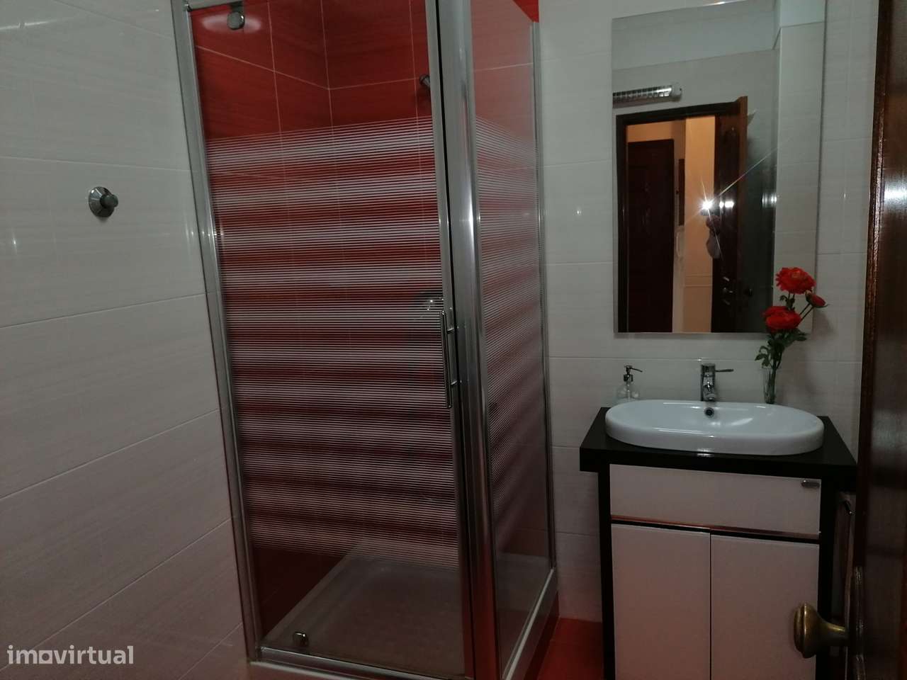 T2 | Prédio com elevador |Estimado e com vista Rio-7