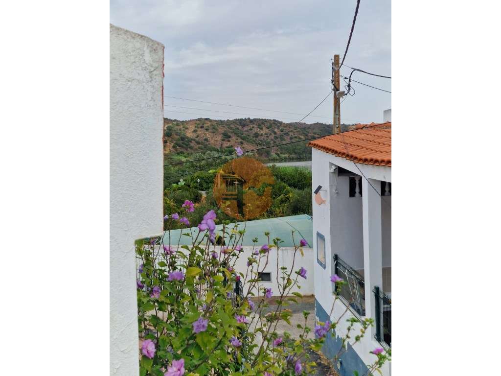 Moradia para Reconstrução com Vista para o Rio Guadiana em Laranjei... - Grande imagem: 4/39