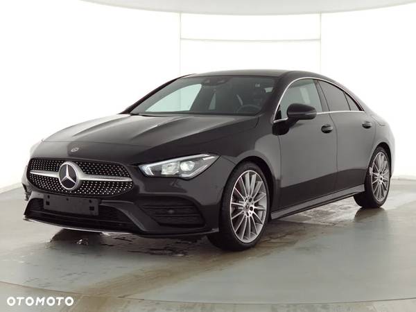 Mercedes-Benz CLA 250 4-Matic AMG Line 7G-DCT - 2